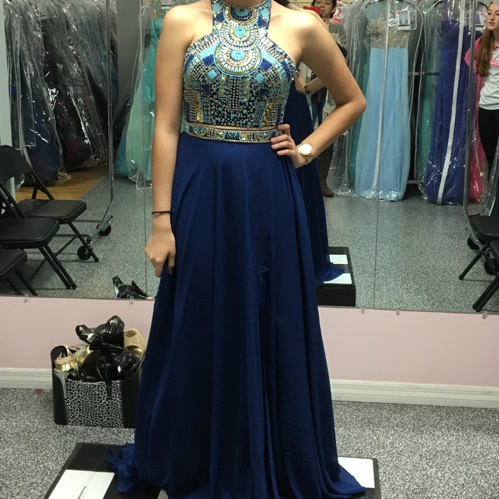 Prom dress size 4
